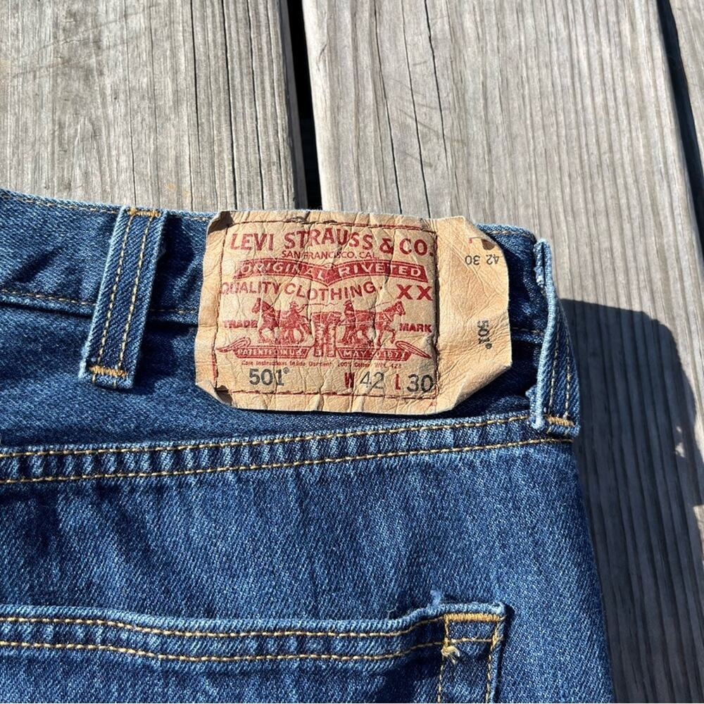 90s Levi’s 501 Original button-fly straight leg jeans - Picture 5 of 6